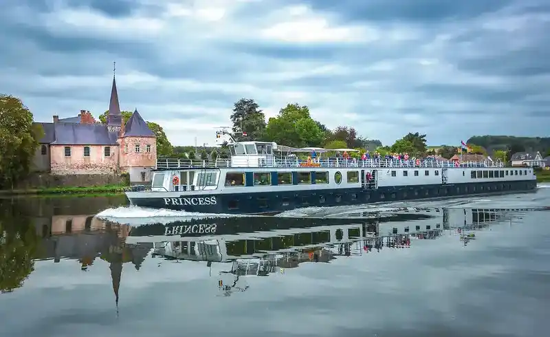 Foto - Schiff entlang Oder